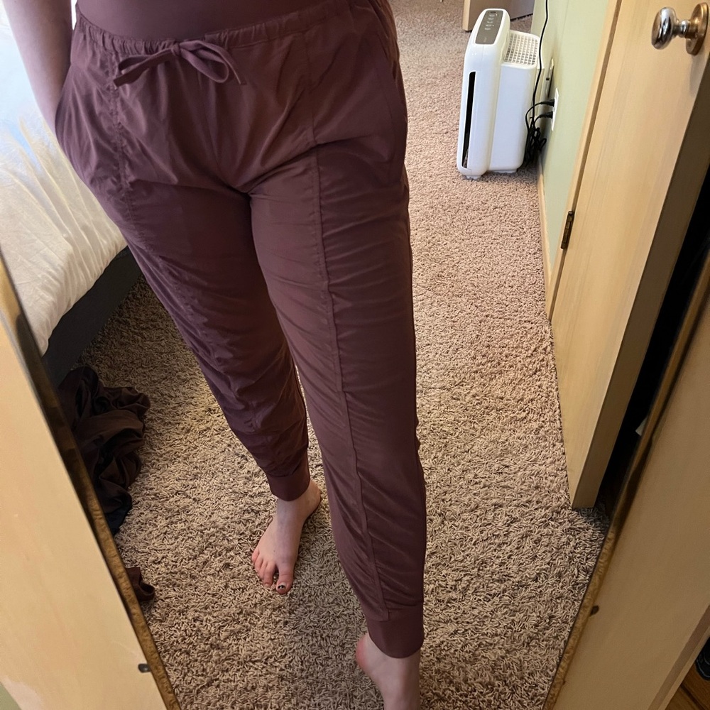 Athleta Altitude Jogger Pants